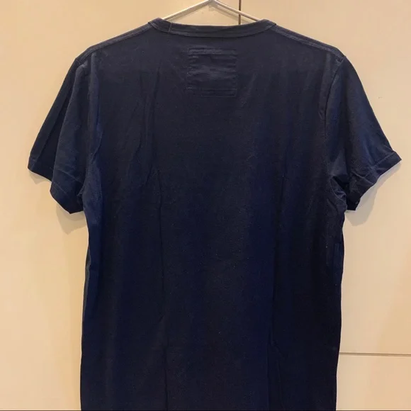 Hollister Logo T-shirt - Picture 4 of 6